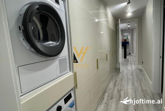 Shtepi me qera Apartament ne Tirane, 2+1, Mobilimi E mobiluar, Pagesa 2,300  Euro.