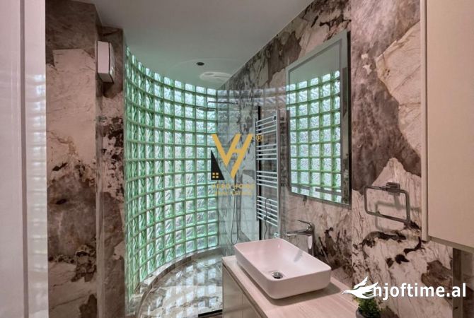 Shtepi me qera Apartament ne Tirane, 2+1, Mobilimi E mobiluar, Pagesa 2,300  Euro.