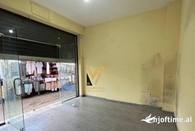 Ambient biznesi ne shitje 1+1 ne Tirane - 106,000 Euro