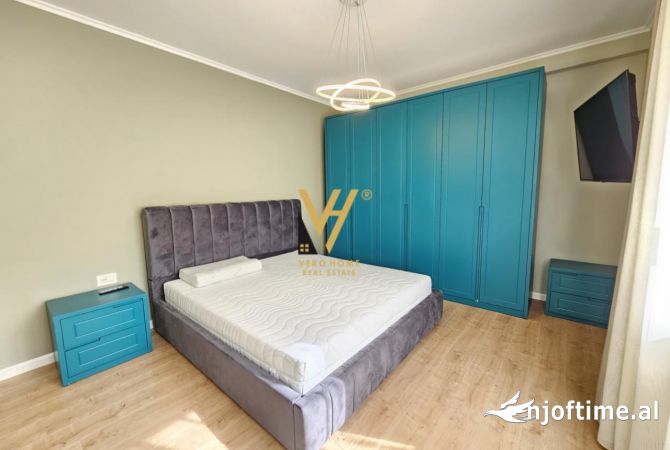 Shtepi me qera Vila Luksoze ne Tirane, 5+1, Mobilimi E mobiluar, Pagesa 3,500  Euro.