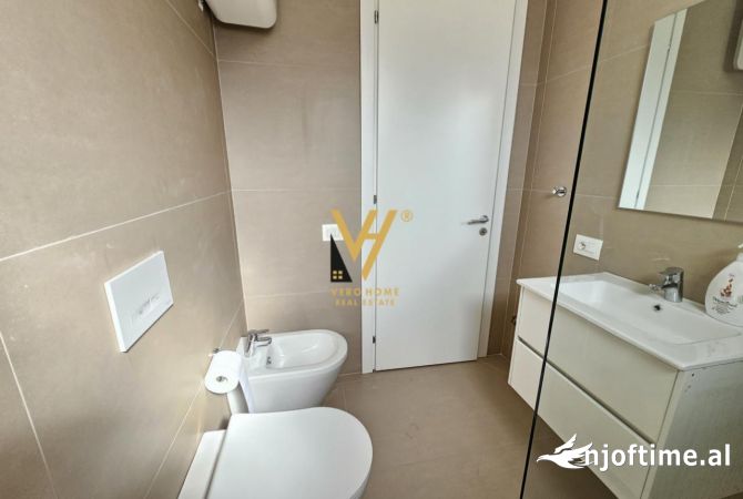 Shtepi me qera Vila Luksoze ne Tirane, 5+1, Mobilimi E mobiluar, Pagesa 3,500  Euro.