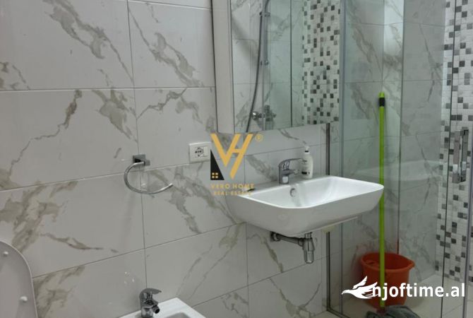 Shtepi me qera 1+1 ne Tirane - 1,200 Euro