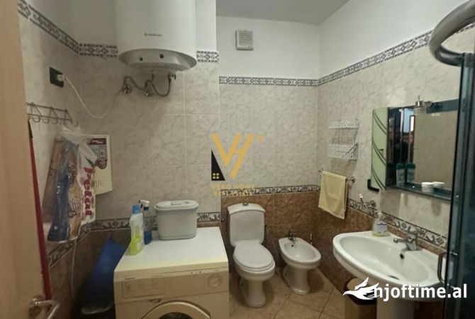 Shtepi me qera Apartament ne Tirane, 2+1, Mobilimi E mobiluar, Pagesa 60,000  Leke.