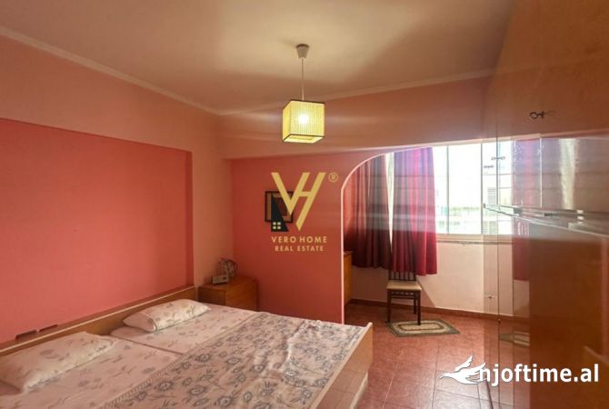 Shtepi me qera Apartament ne Tirane, 2+1, Mobilimi E mobiluar, Pagesa 60,000  Leke.