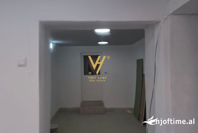Ambient biznesi me qera 1+1 ne Tirane - 550 Euro