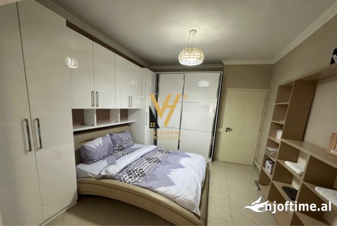 Shtepi ne shitje Apartament ne Tirane, 1+1, Mobilimi E mobiluar, Pagesa 120,000  Euro.
