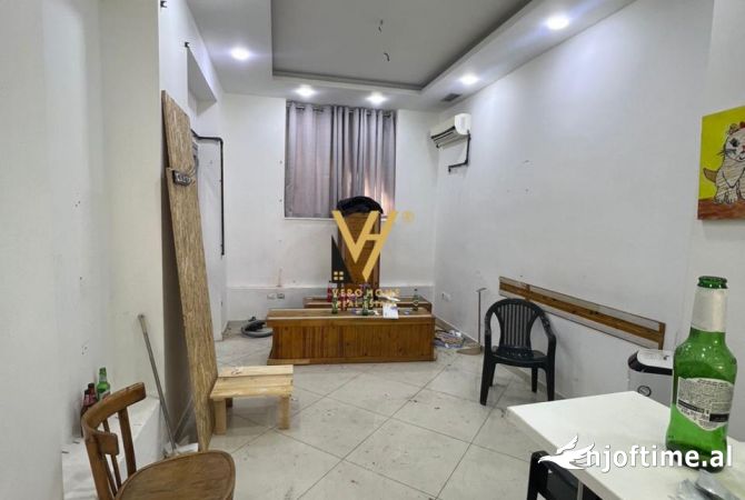 Ambient biznesi ne shitje 1+1 ne Tirane - 3,300 Euro