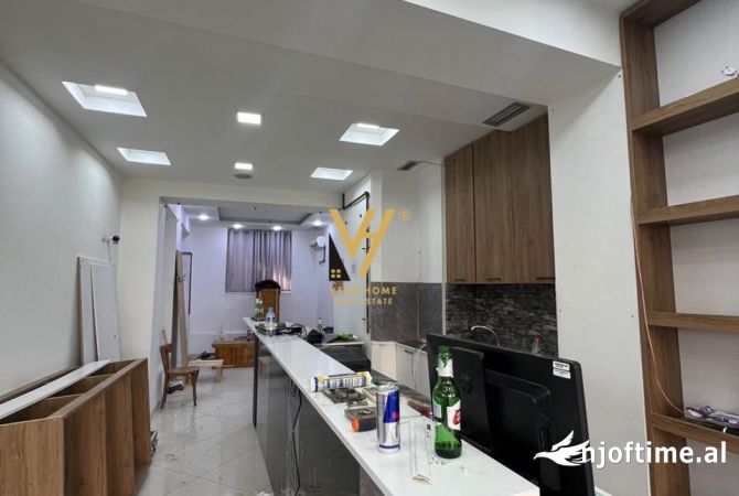 Ambient biznesi ne shitje 1+1 ne Tirane - 3,300 Euro
