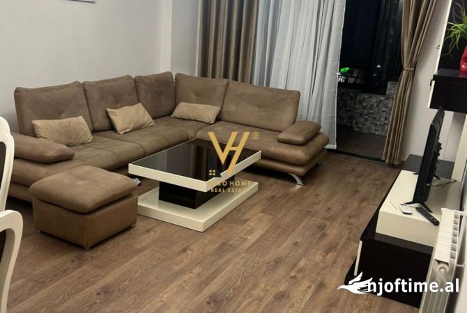 Shtepi me qera 2+1 ne Tirane - 800 Euro