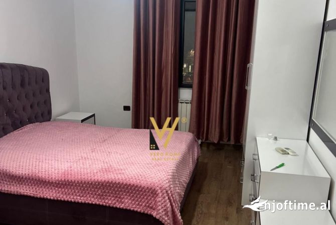 Shtepi me qera 2+1 ne Tirane - 800 Euro