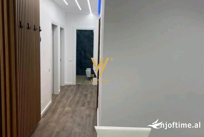 Shtepi me qera 2+1 ne Tirane - 650 Euro