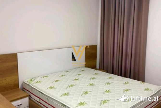 Shtepi me qera Apartament ne Tirane, 2+1, Mobilimi E mobiluar, Pagesa 650  Euro.