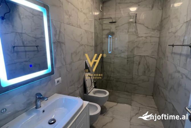 Shtepi me qera Apartament ne Tirane, 2+1, Mobilimi E mobiluar, Pagesa 700  Euro.