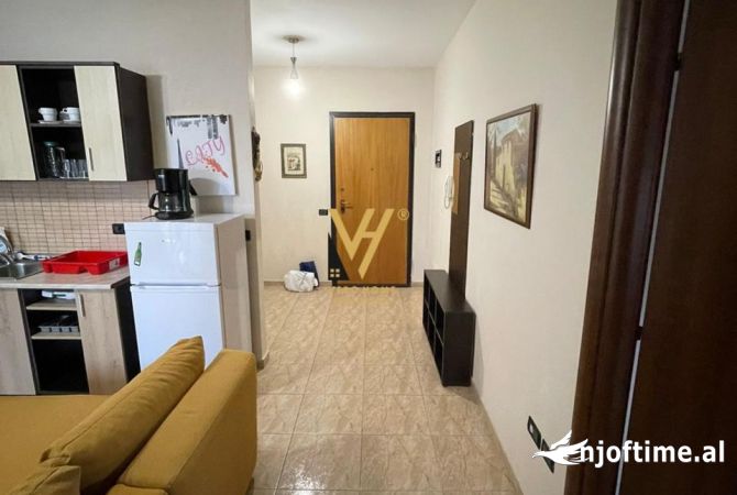 Shtepi me qera Apartament ne Tirane, 2+1, Mobilimi E mobiluar, Pagesa 650  Euro.