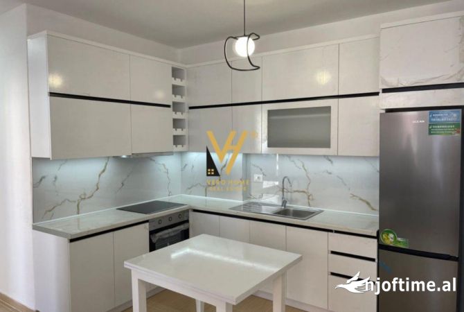 Shtepi me qera 2+1 ne Tirane - 550 Euro