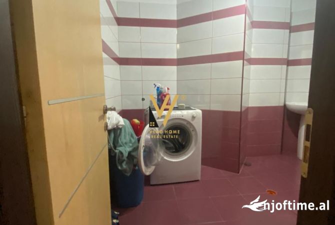 Shtepi ne shitje Apartament ne Tirane, 2+1, Mobilimi E mobiluar, Pagesa 155,000  Euro.