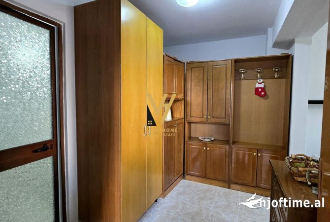 Shtepi me qera 1+1 ne Tirane - 45,000 Leke