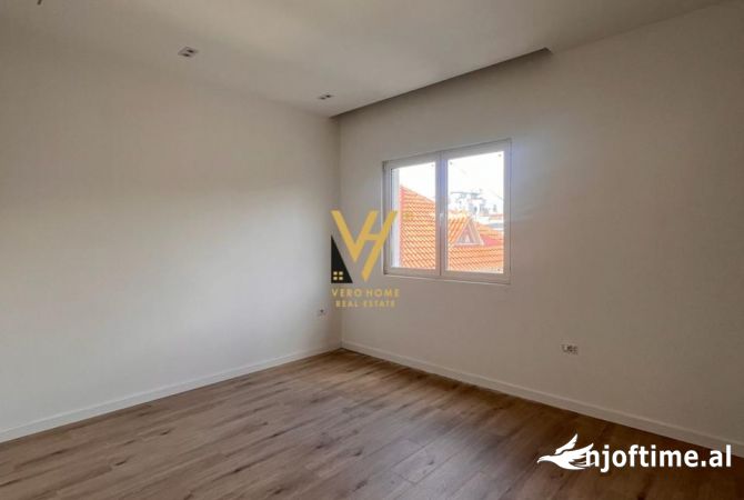 Shtepi ne shitje 1+1 ne Tirane - 180,000 Euro