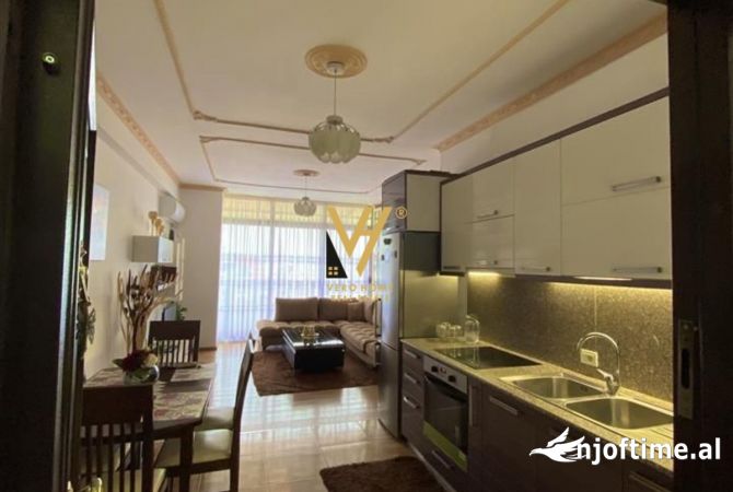 Shtepi ne shitje 2+1 ne Tirane - 104,000 Euro