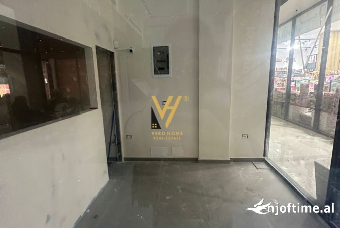 Ambient biznesi me qera 1+1 ne Tirane - 800 Euro