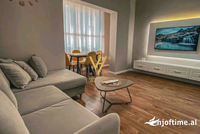Shtepi ne shitje 2+1 ne Tirane - 250,000 Euro