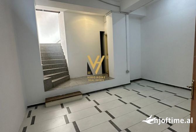 Ambient biznesi me qera 1+1 ne Tirane - 1,300 Euro