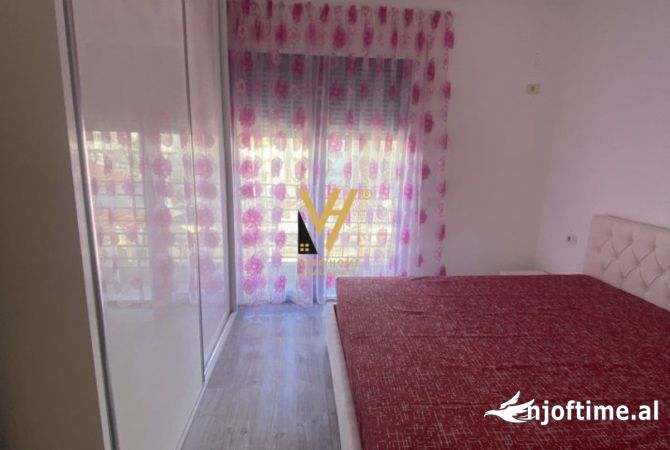 Shtepi me qera Apartament ne Tirane, 2+1, Mobilimi E mobiluar, Pagesa 750  Euro.
