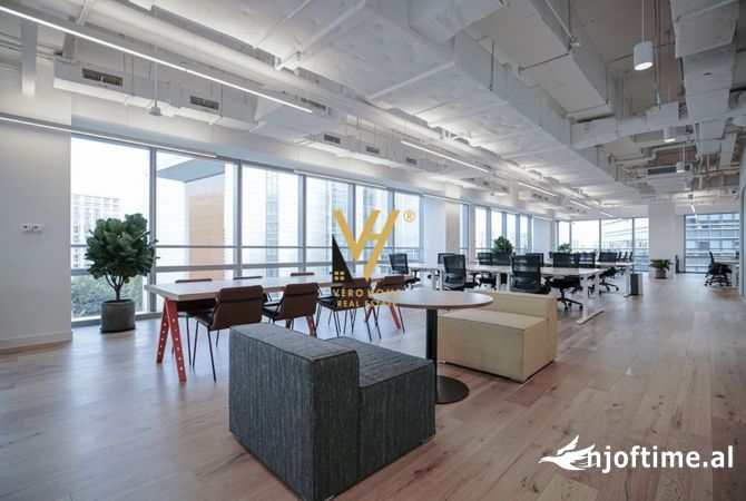 Ambient biznesi me qera 3+1 ne Tirane - 2,500 Euro