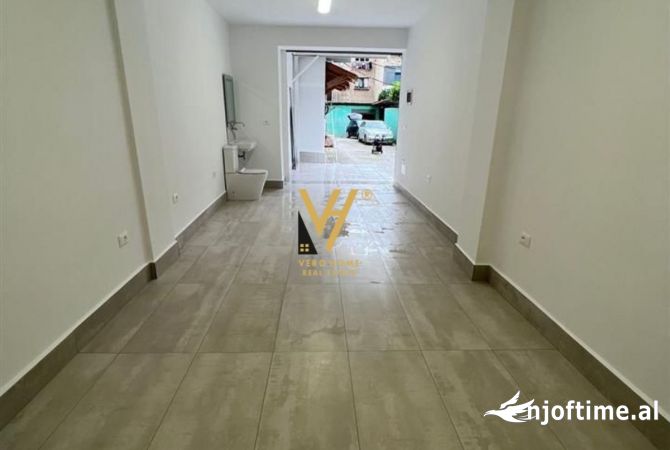 Ambient biznesi ne shitje 1+1 ne Tirane - 65,000 Euro