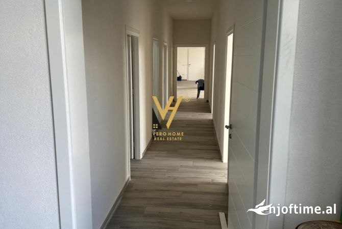 JEPET AMBIENT 220 M2 ME QERA NE PASKUQAN 5.000 EURO