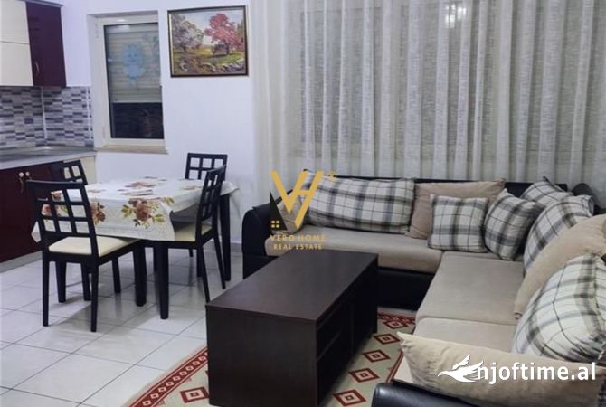 Shtepi me qera 2+1 ne Tirane - 550 Euro