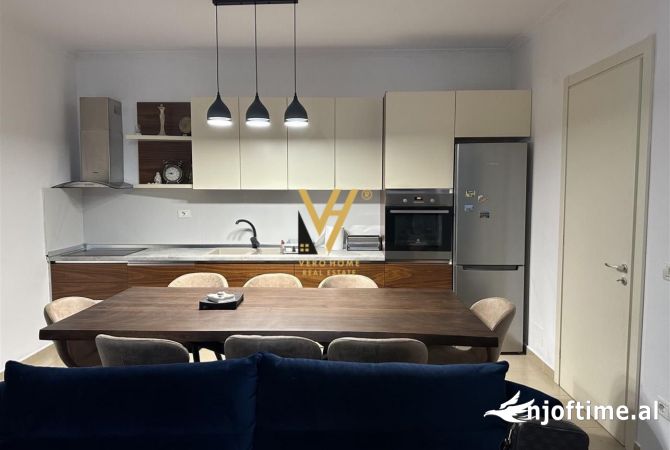 Shtepi me qera Apartament ne Tirane, 2+1, Mobilimi E mobiluar, Pagesa 600  Euro.