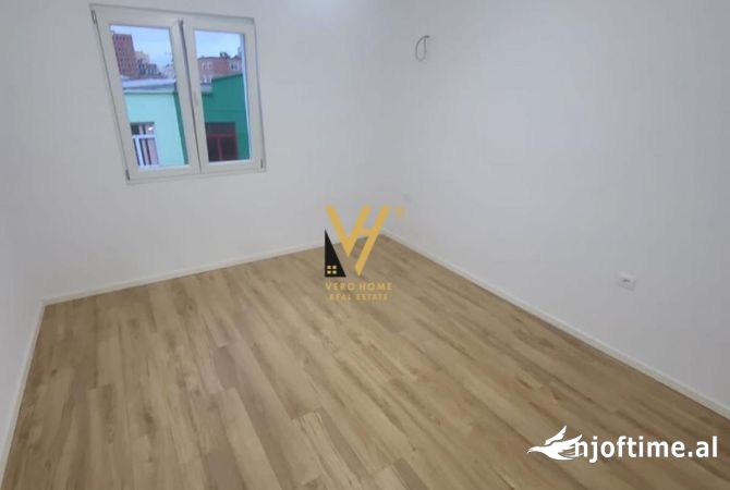 Shtepi ne shitje 1+1 ne Tirane - 120,000 Euro