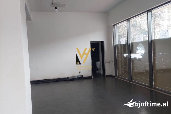 Ambient biznesi ne shitje 1+1 ne Tirane - 260,000 Euro