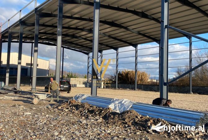 Ambient biznesi me qera 4+1 ne Tirane - 7,500 Euro