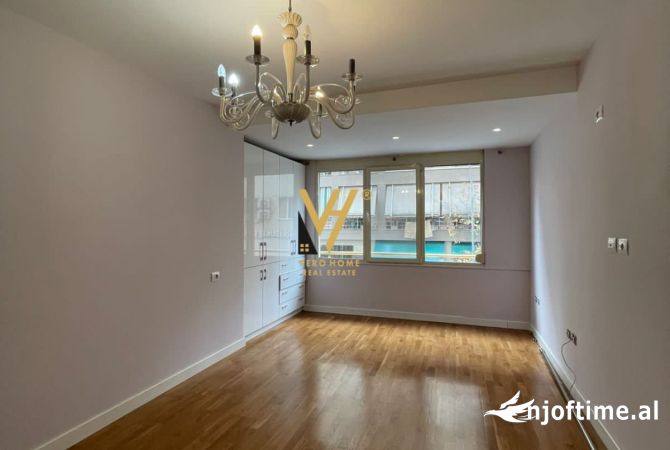 Ambient biznesi me qera 3+1 ne Tirane - 950 Euro