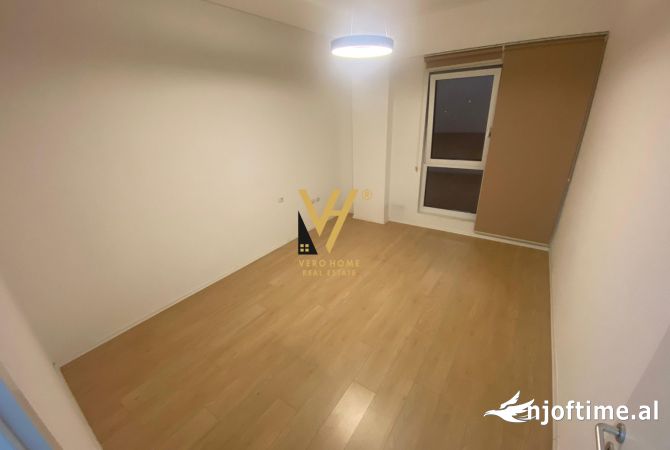 Ambient biznesi me qera 3+1 ne Tirane - 650 Euro