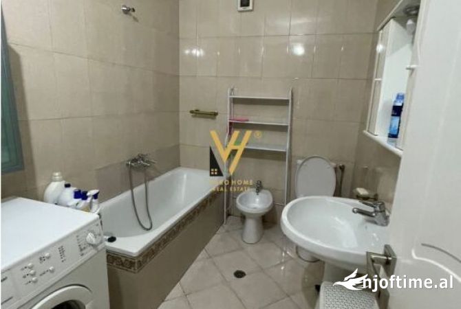 Shtepi me qera 3+1 ne Tirane - 1,200 Euro