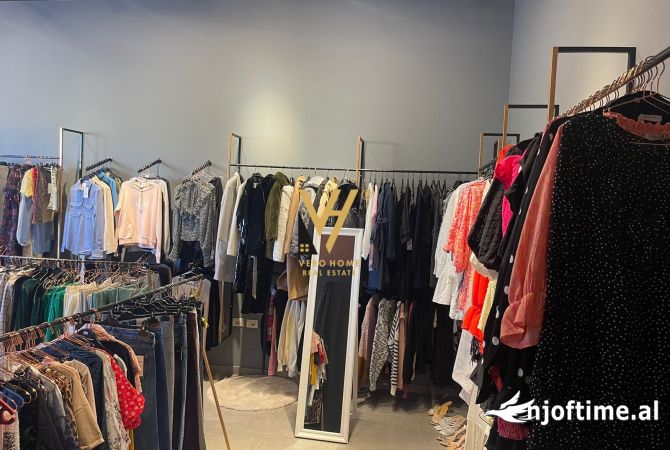 Ambient biznesi ne shitje 3+1 ne Tirane - 12,000 Euro