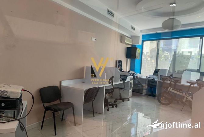 JEPET AMBIENT BIZNESI 80 M2 ME QERA TE SELVIA 900 EURO