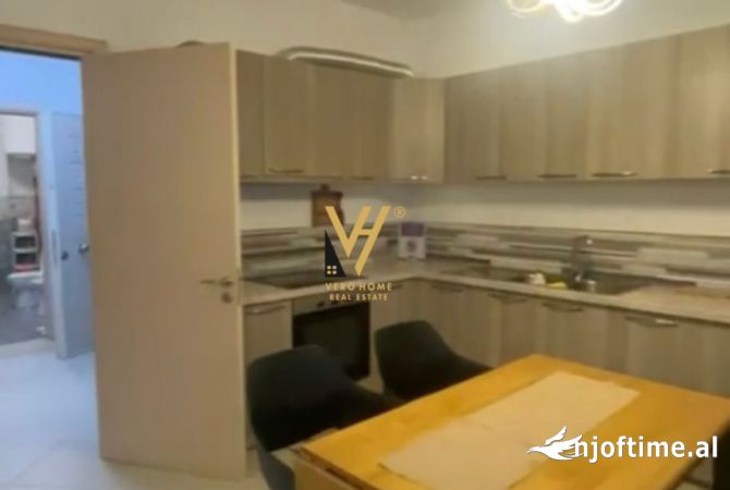 Shtepi me qera 2+1 ne Tirane - 550 Euro