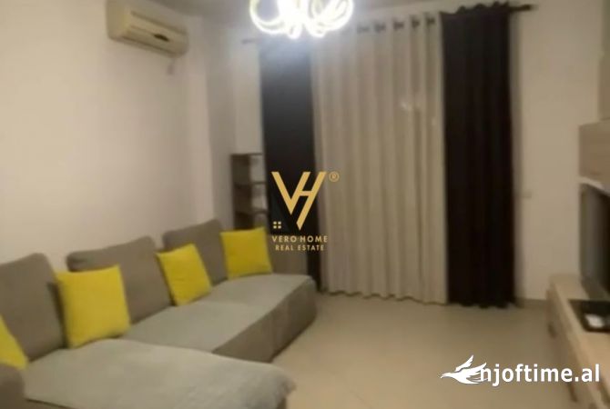 Shtepi me qera 2+1 ne Tirane - 550 Euro