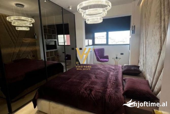 Shtepi me qera Apartament ne Tirane, 2+1, Mobilimi E mobiluar, Pagesa 1,800  Euro.