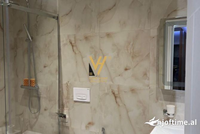 Shtepi me qera 2+1 ne Tirane - 750 Euro