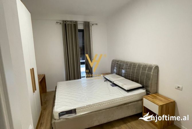 Shtepi me qera Apartament ne Tirane, 2+1, Mobilimi E mobiluar, Pagesa 900  Euro.