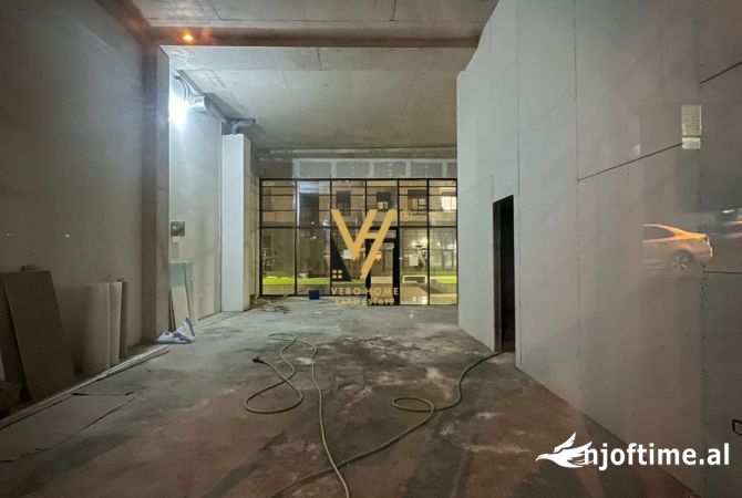 Ambient biznesi me qera 1+1 ne Tirane - 1,800 Euro