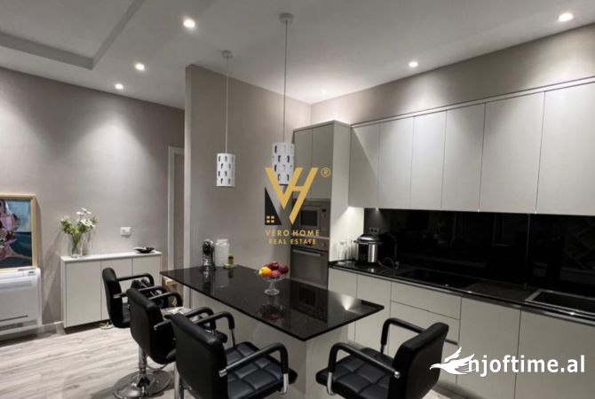 Shtepi ne shitje 3+1 ne Tirane - 180,000 Euro
