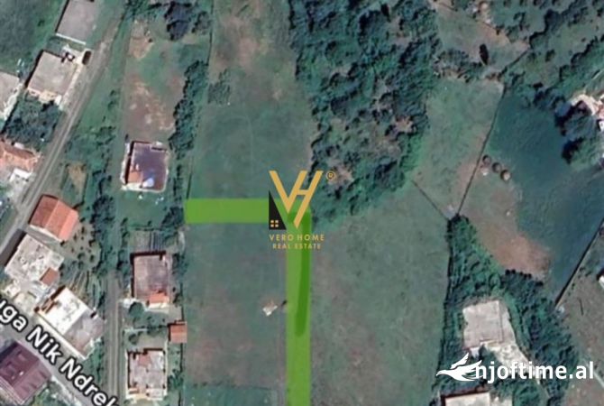 Truall ose Toke  ne Tirane - 148,000 Euro