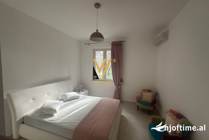 Shtepi me qera Vila Luksoze ne Kavaje, 4+1, Mobilimi E mobiluar, Pagesa 3,200  Euro.