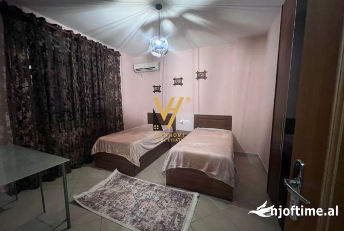 Shtepi me qera 3+1 ne Tirane - 1,200 Euro